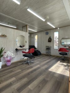 ユニットハウスは
🏘短期間でせっちできる
🏘コストを抑えながら店舗をもてる
🏘お店・事務所・サロン等用途はいろいろ